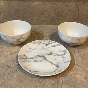 ✅FREE ✅with any $25 HOME purchase 2 Bowls & 1 pie plate